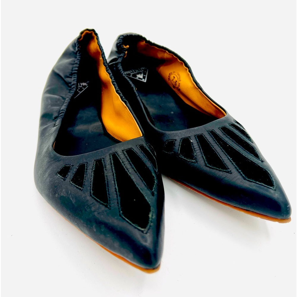 John Fluevog Presence Imagine pointy toe leather flats black 7.5